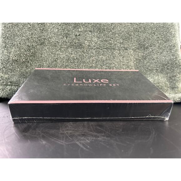 Unopened Luxe Eyebrow Lift Set - Picture 5 of 9